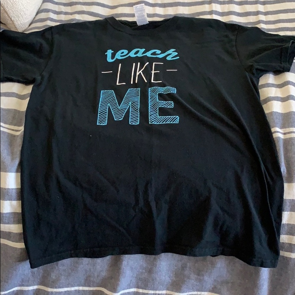• Tshirt •